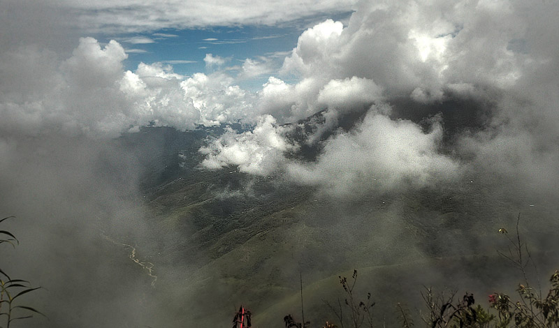 Kori Wayku inca trail, Coroico, Yungas. d. 2 February 2010. Photographer: Lars Andersen